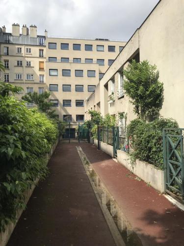 rehabilitation-surelevation-existant-facade-maison-cote-chemin